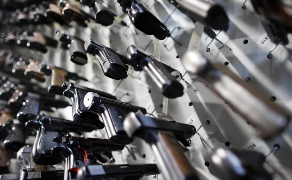 Эксперты Росгвардии предлагают разрешить приобретение в одни руки до 20 единиц огнестрельного гражданского оружия