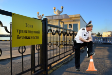 Полиция получила право задерживать и наказывать граждан за нарушение транспортной безопасности!